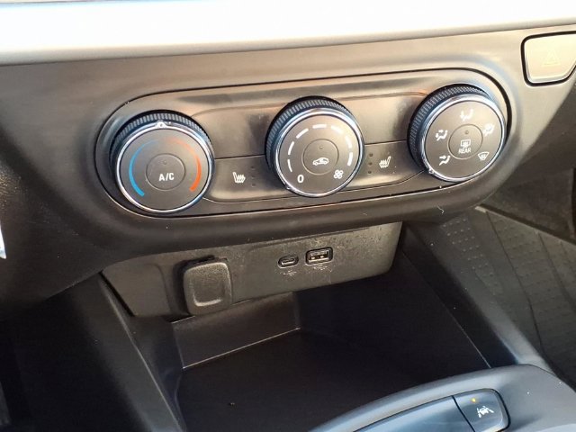 Used 2024 Chevrolet Trax LS w/ LS Convenience Package FWD image 24