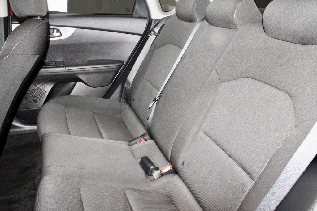 Used 2021 Kia Forte LXS FWD image 22