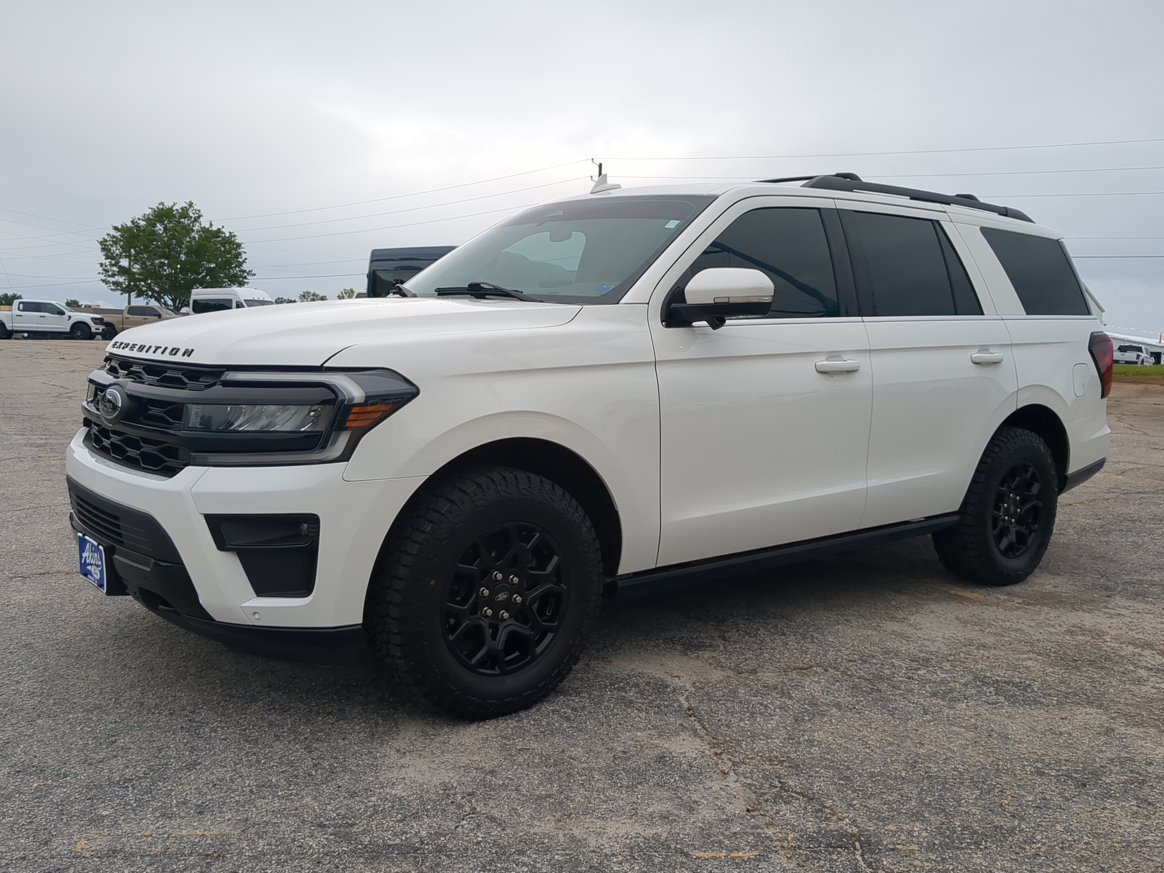 Certified 2022 Ford Expedition Limited AWD/4WD image 6