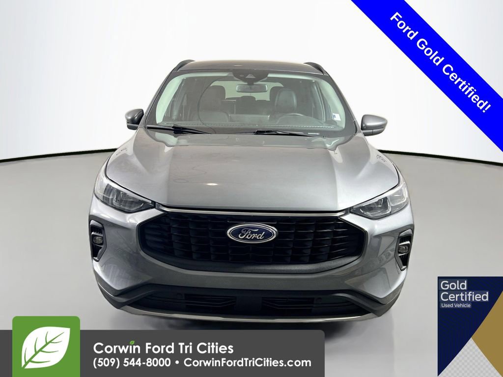 Certified 2025 Ford Escape Platinum image 4