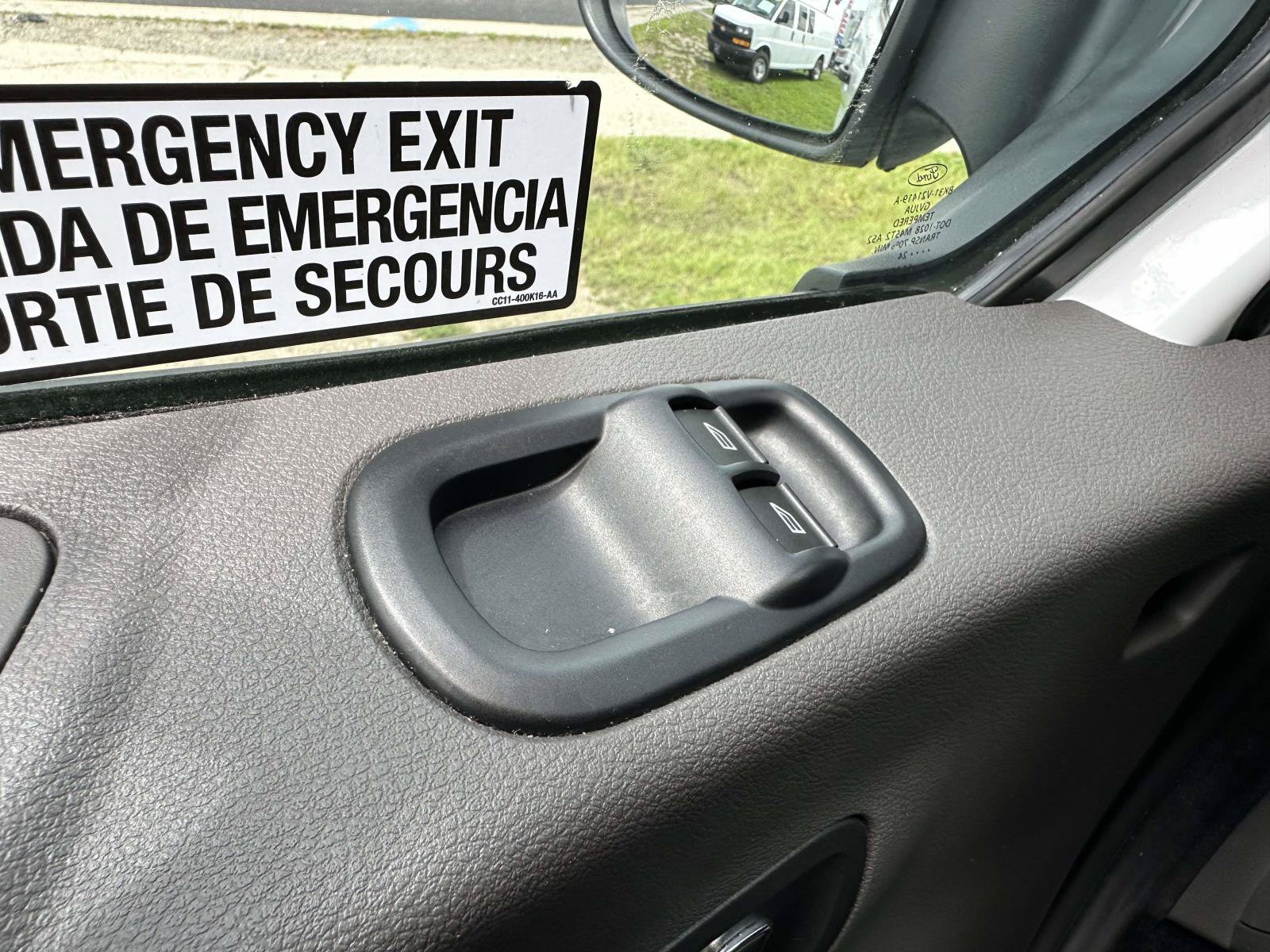 Certified 2024 Ford Transit 350 XLT RWD image 32