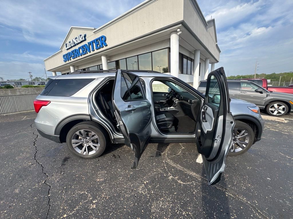 Certified 2023 Ford Explorer XLT w/ Equipment Group 202A image 8