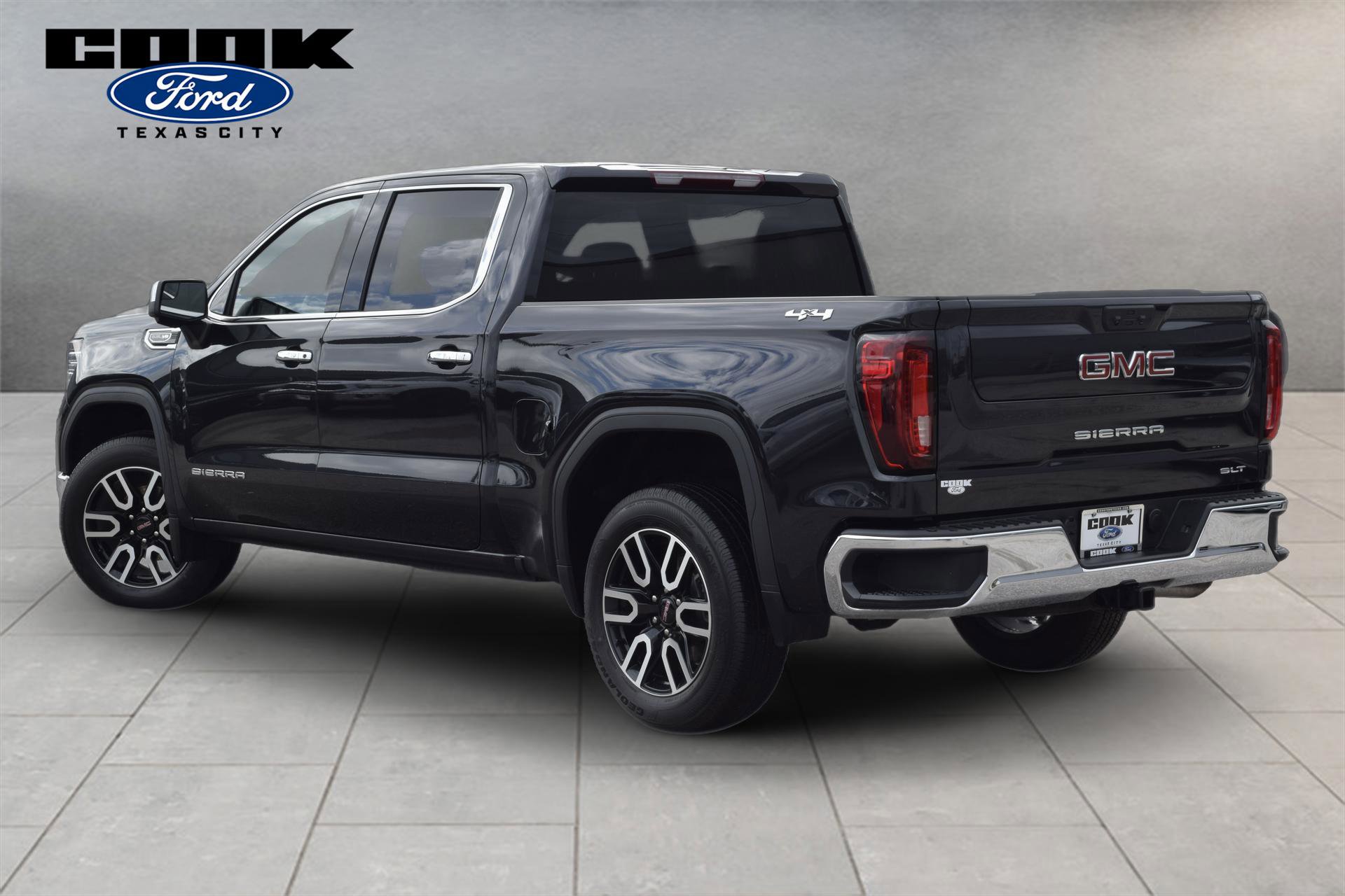 Used 2026 GMC Sierra 1500 SLT AWD/4WD image 3
