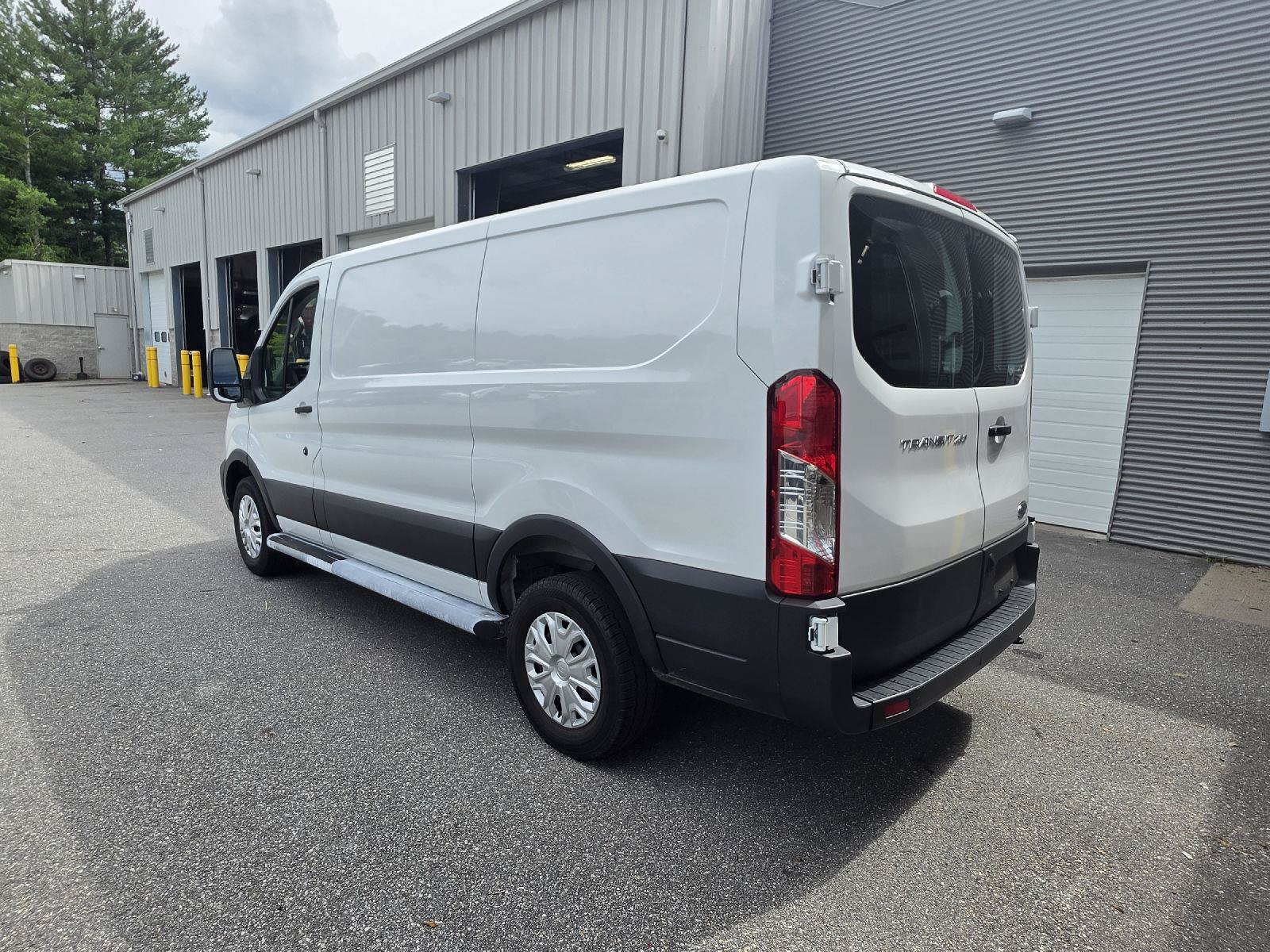 Certified 2025 Ford Transit 250 Low Roof w/ Exterior Upgrade Package RWD image 5