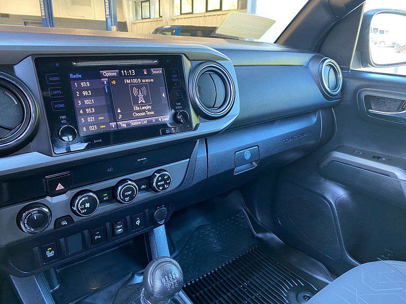 Used 2019 Toyota Tacoma TRD Sport w/ Technology Package AWD/4WD image 24