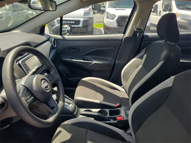 Used 2025 Nissan Versa S image 16