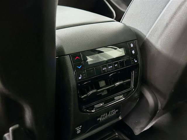 Used 2021 Jeep Grand Cherokee L Limited image 35