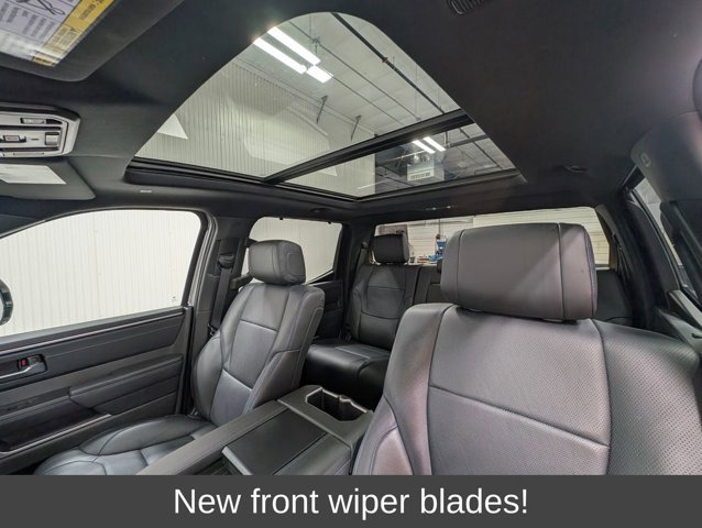Used 2024 Toyota Tundra Platinum AWD/4WD image 4