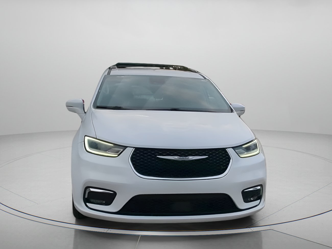 Used 2022 Chrysler Pacifica Touring-L FWD image 7