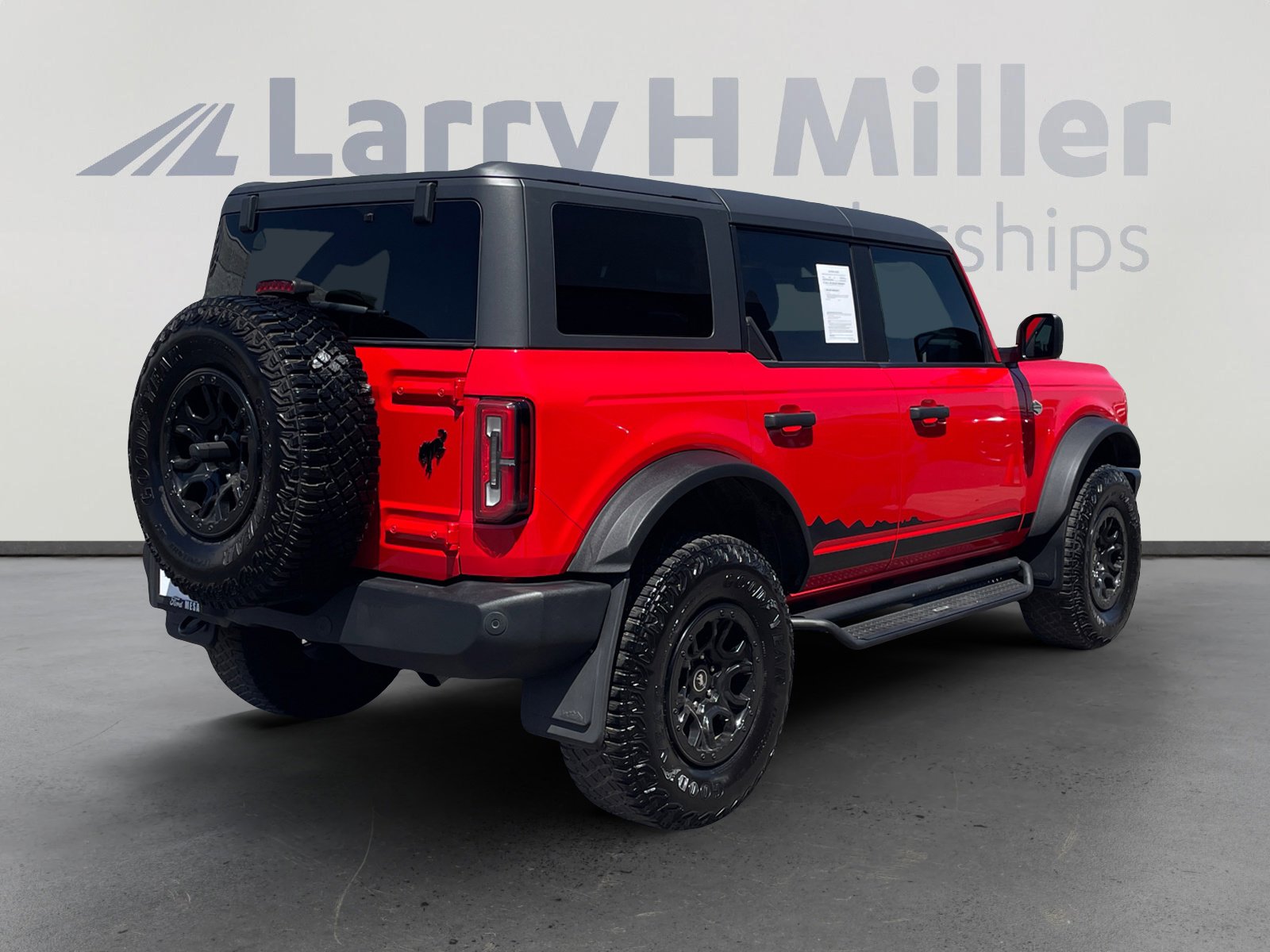 Certified 2022 Ford Bronco Wildtrak AWD/4WD image 5