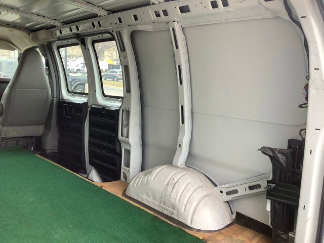 Used 2019 Chevrolet Express 2500 w/ Driver Convenience Package RWD image 28