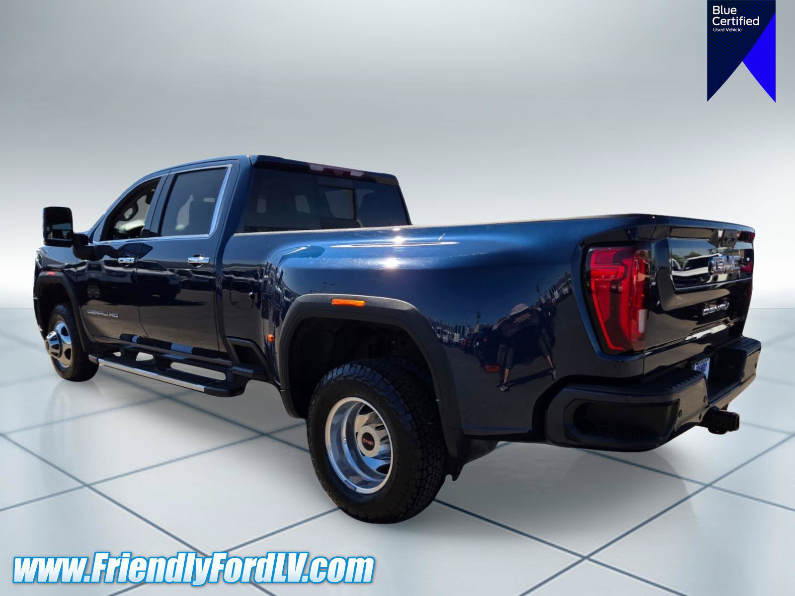Used 2022 GMC Sierra 3500 Denali w/ Denali Ultimate Package AWD/4WD image 5
