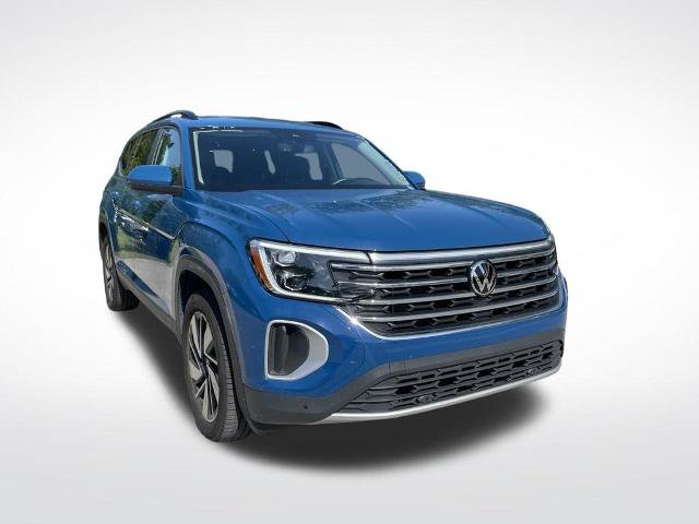 Used 2026 Volkswagen Atlas SE FWD image 2