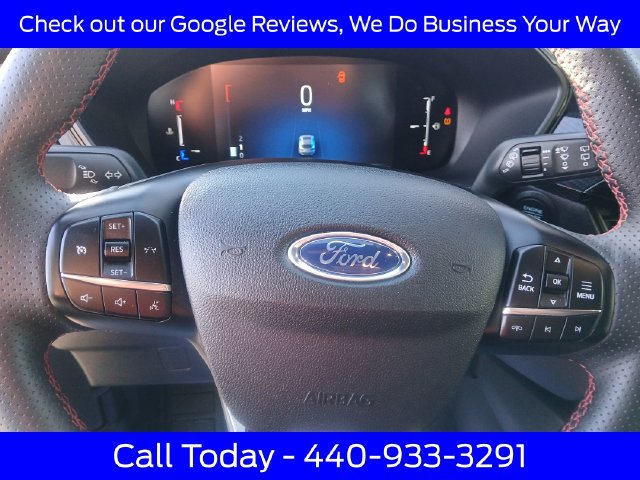 Certified 2025 Ford Escape ST-Line Select AWD/4WD image 23