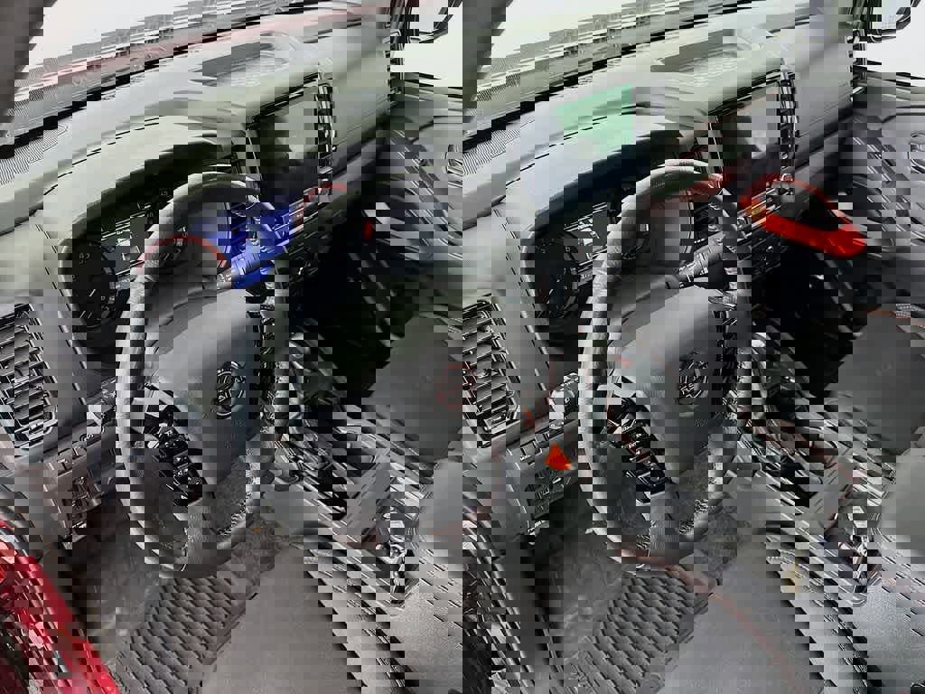 Used 2023 Nissan Frontier PRO-4X w/ Technology Package image 9