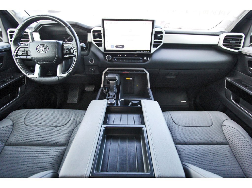 Used 2024 Toyota Tundra Limited AWD/4WD image 10