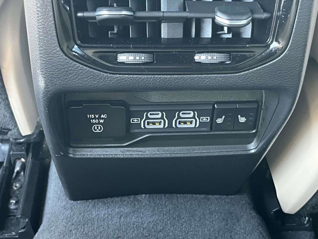 Used 2023 Jeep Grand Cherokee Limited RWD image 9