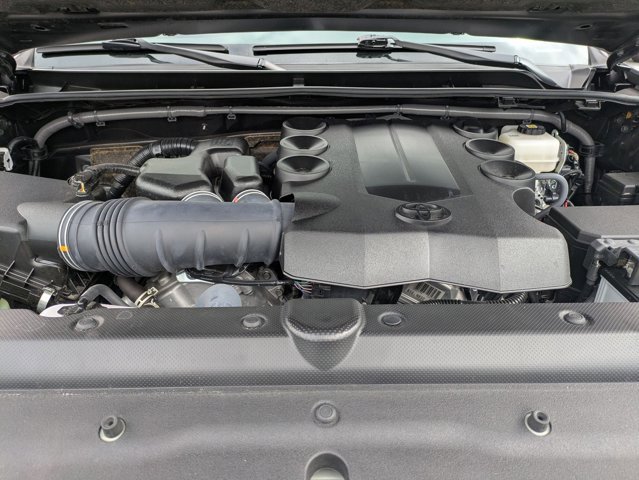 Used 2022 Toyota 4Runner SR5 AWD/4WD image 19