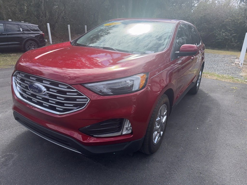 Certified 2022 Ford Edge SEL w/ Convenience Package image 2