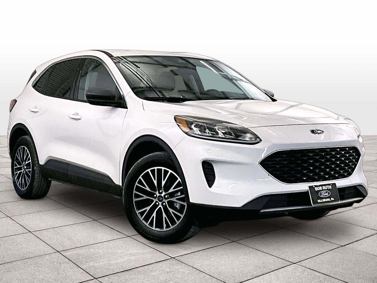 Certified 2022 Ford Escape SE w/ Convenience Package FWD image 2