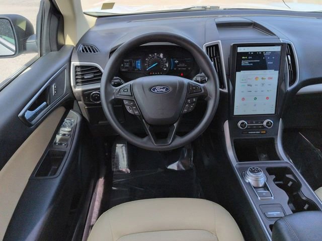 Certified 2023 Ford Edge SE image 16