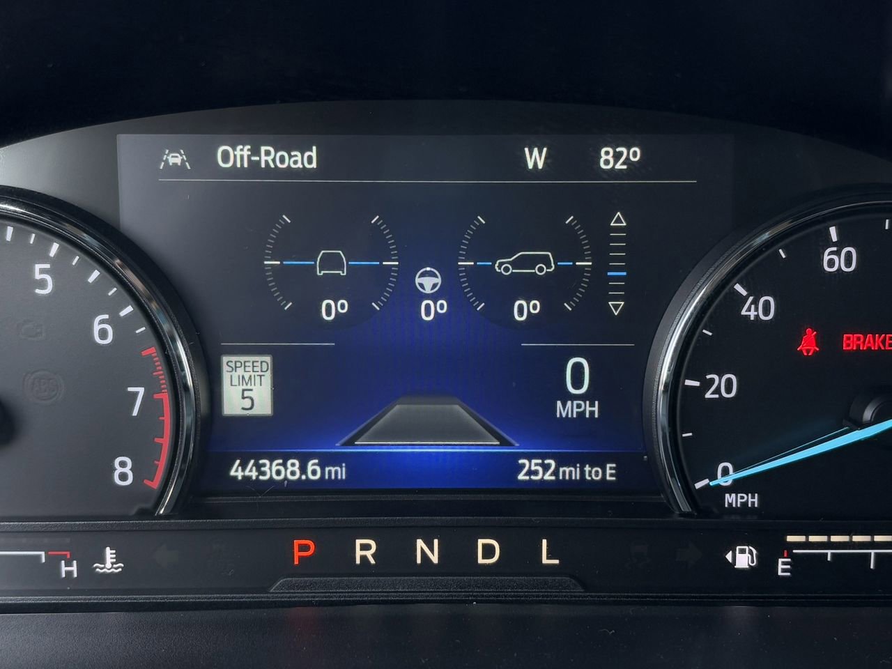 Certified 2022 Ford Explorer Limited RWD image 15
