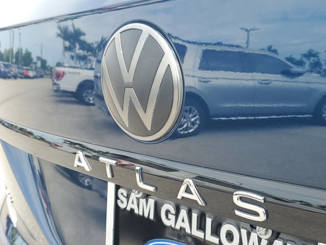 Used 2023 Volkswagen Atlas Cross Sport SEL image 12