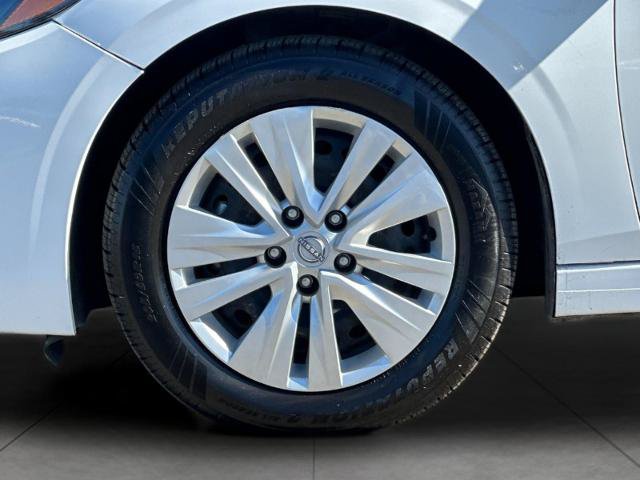 Used 2024 Nissan Sentra S FWD image 23