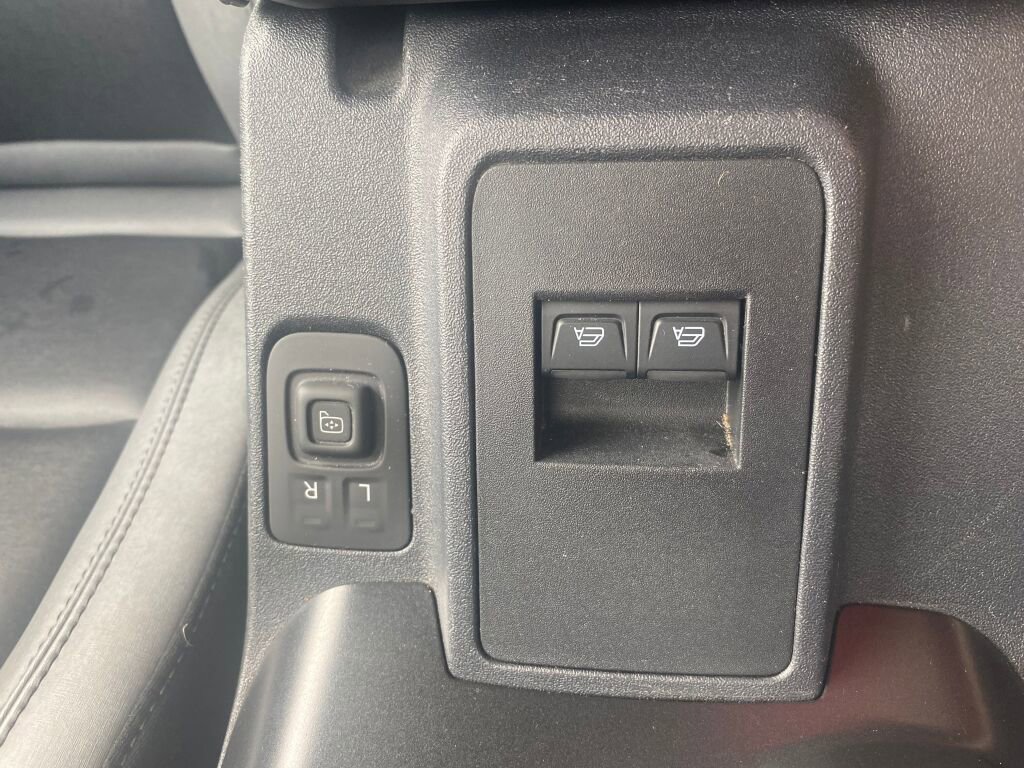 Certified 2023 Ford Bronco Black Diamond image 14