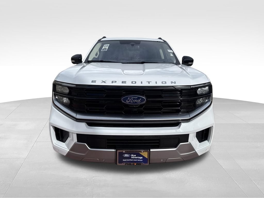 Certified 2025 Ford Expedition Platinum AWD/4WD image 1