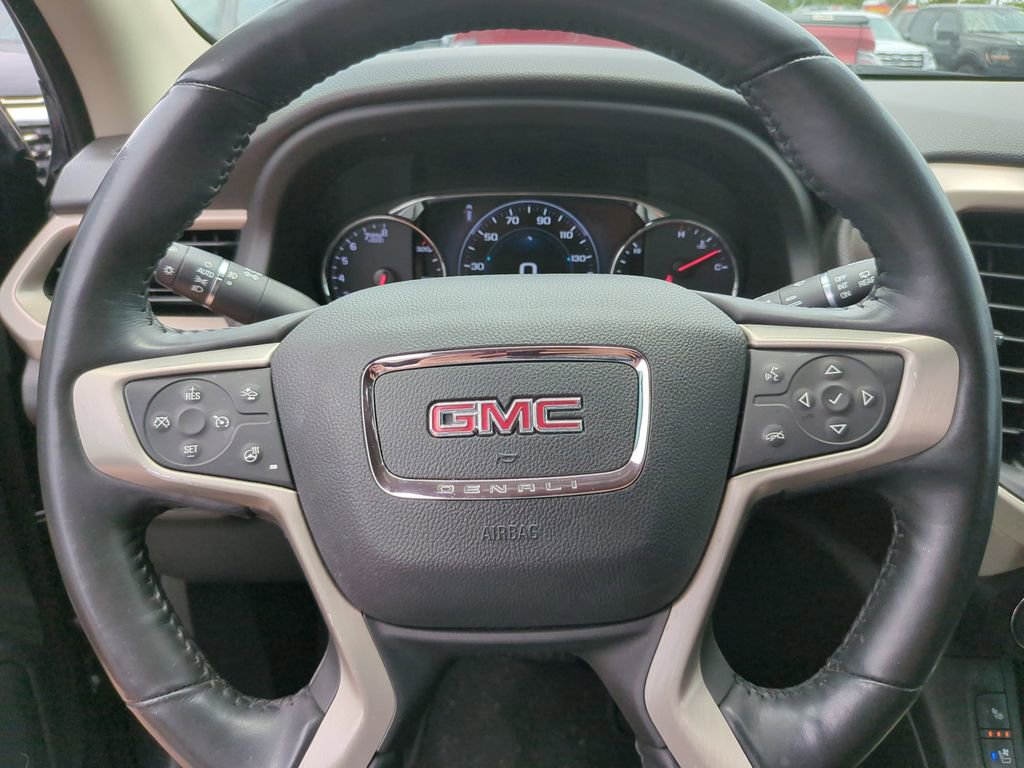 Used 2018 GMC Acadia Denali w/ Technology Package FWD image 27
