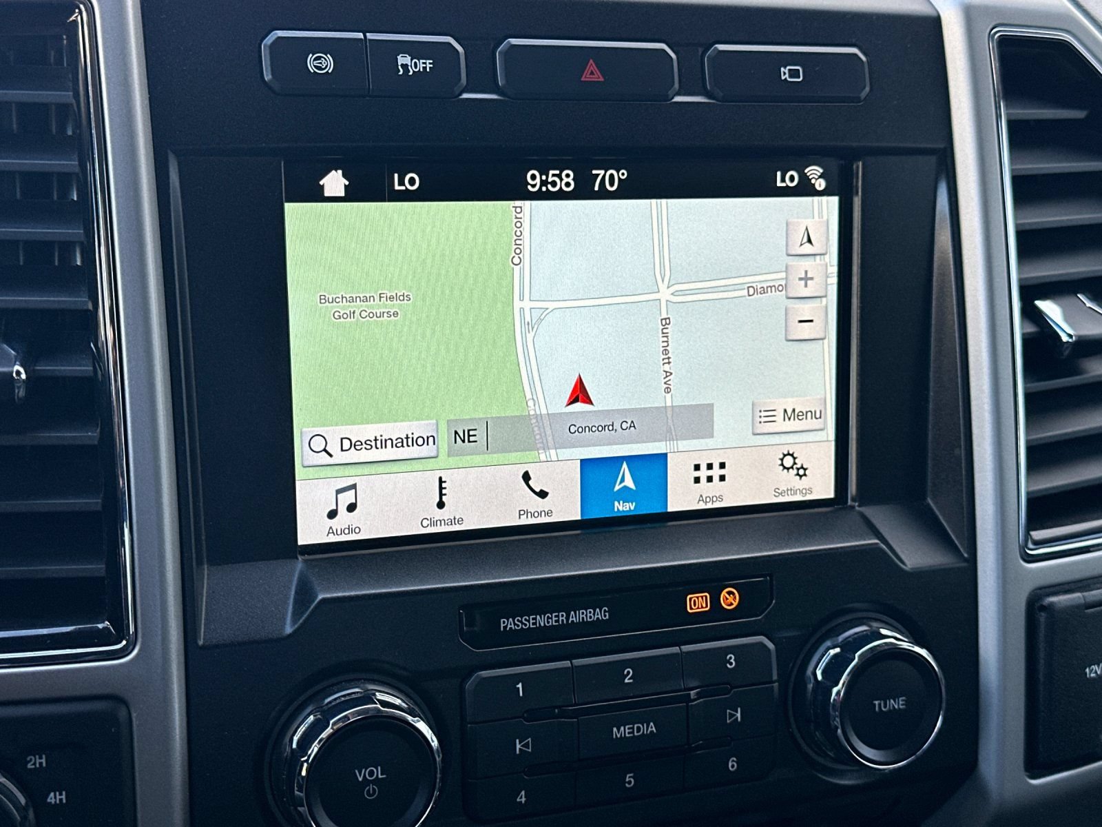 Certified 2018 Ford F250 Lariat w/ Lariat Value Package AWD/4WD image 17