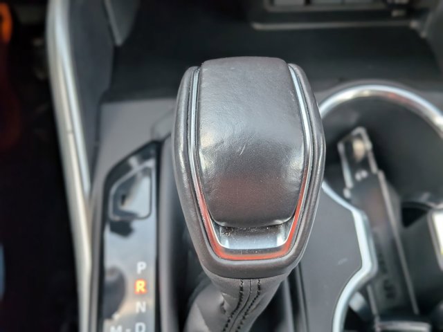 Used 2020 Toyota Highlander XLE image 25