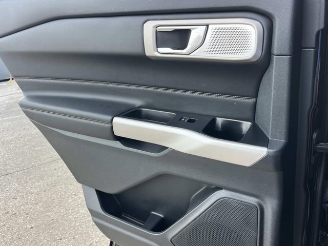 Certified 2023 Ford Explorer Limited w/ Limited Technology Package image 20