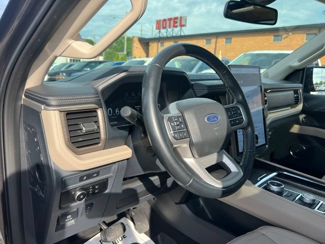 Certified 2023 Ford Expedition Limited AWD/4WD image 6