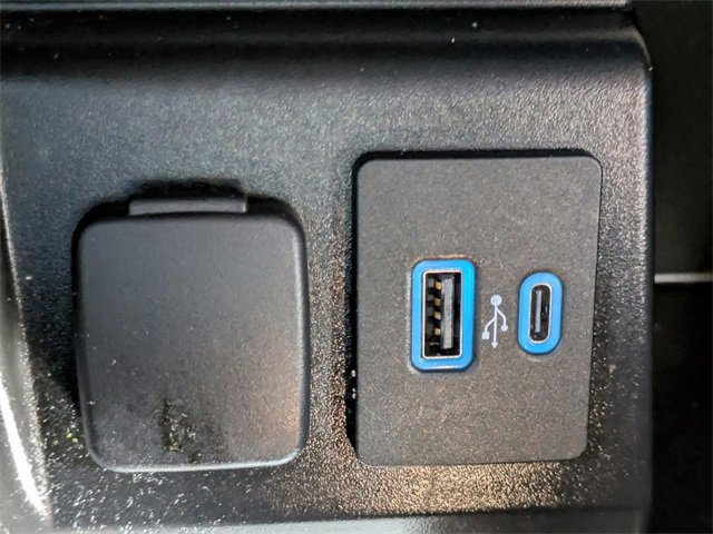 Certified 2022 Ford Explorer XLT image 20