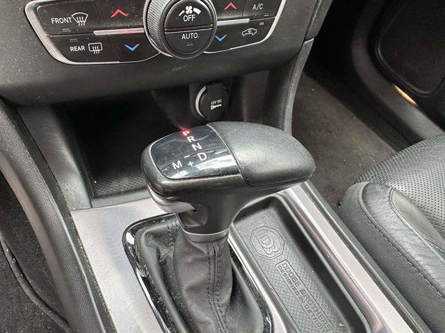 Used 2019 Dodge Charger SXT w/ Plus Group AWD/4WD image 17