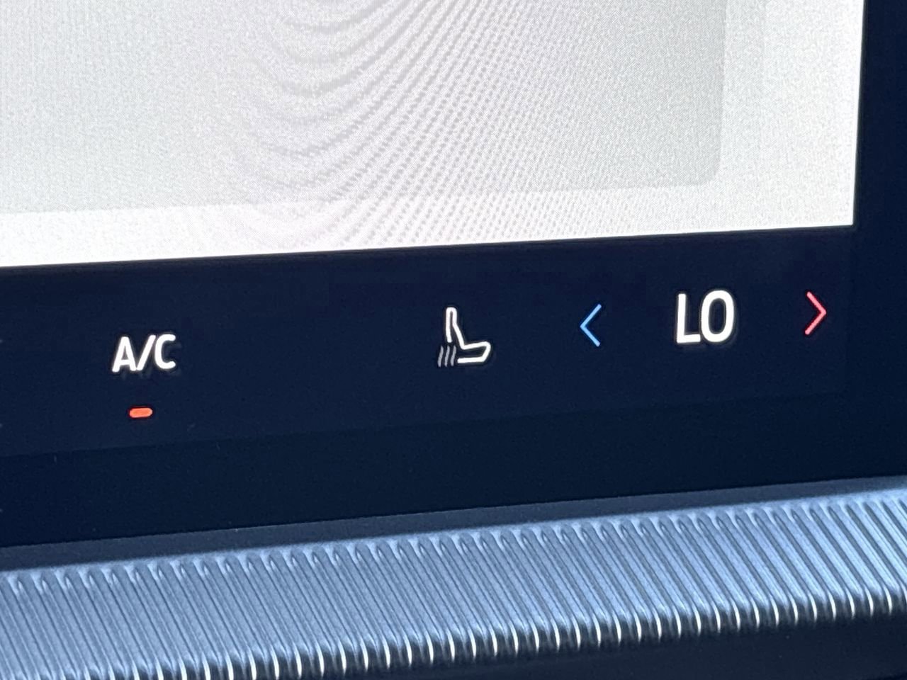 Certified 2025 Ford Explorer Platinum w/ Ultimate Package image 28