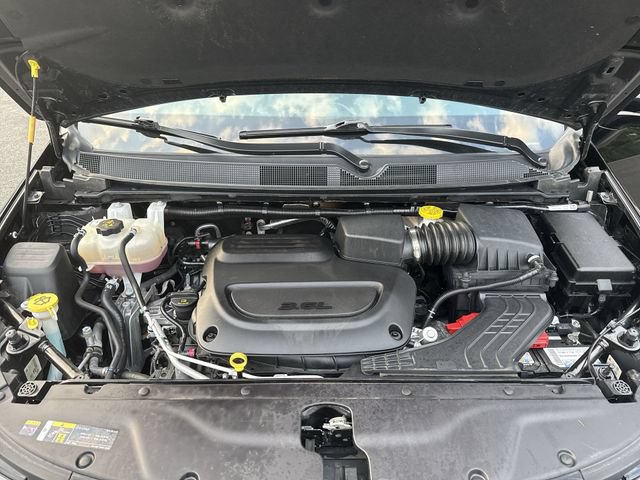 Used 2025 Chrysler Pacifica Limited FWD image 27