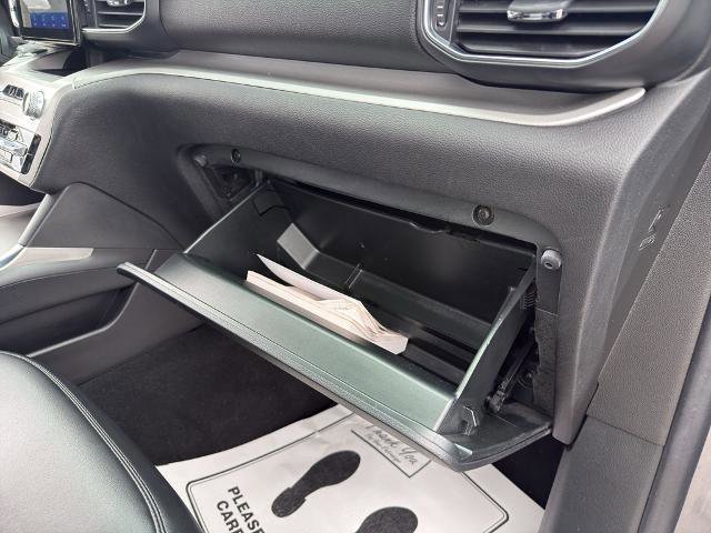 Certified 2022 Ford Explorer XLT w/ Equipment Group 202A image 13