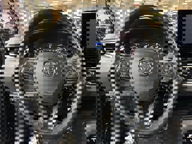 Used 2024 Toyota Corolla LE image 5