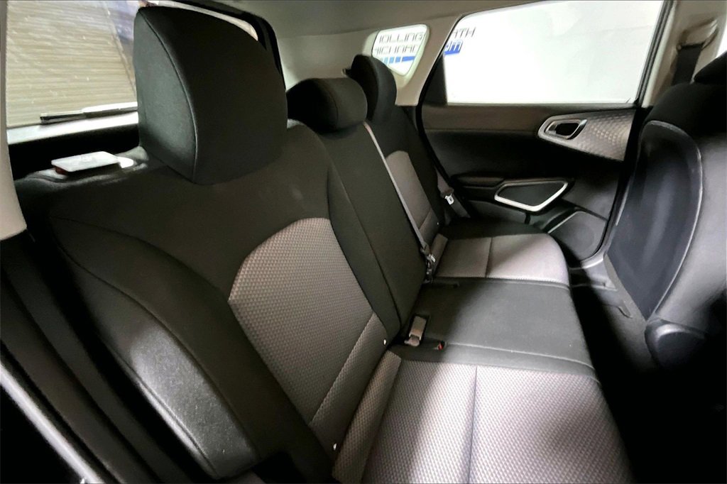 Used 2024 Kia Soul LX w/ Option Group 015 image 22