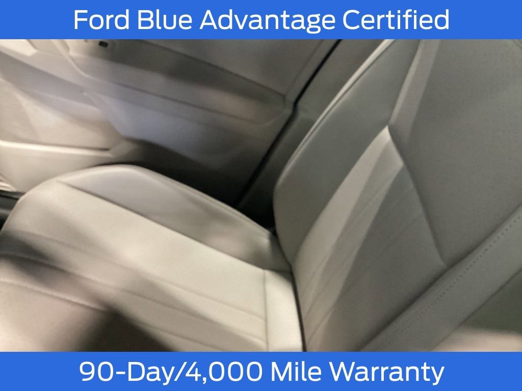 Used 2022 Volkswagen Tiguan SE image 16