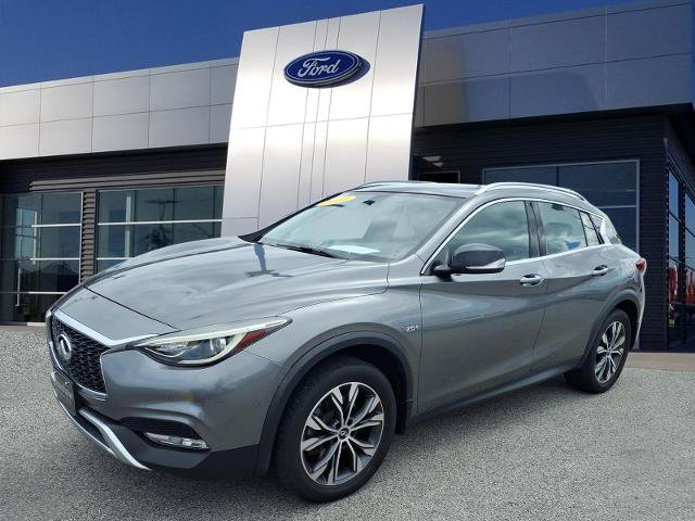 Used 2017 INFINITI QX30 Premium w/ Navigation Package AWD/4WD image 4