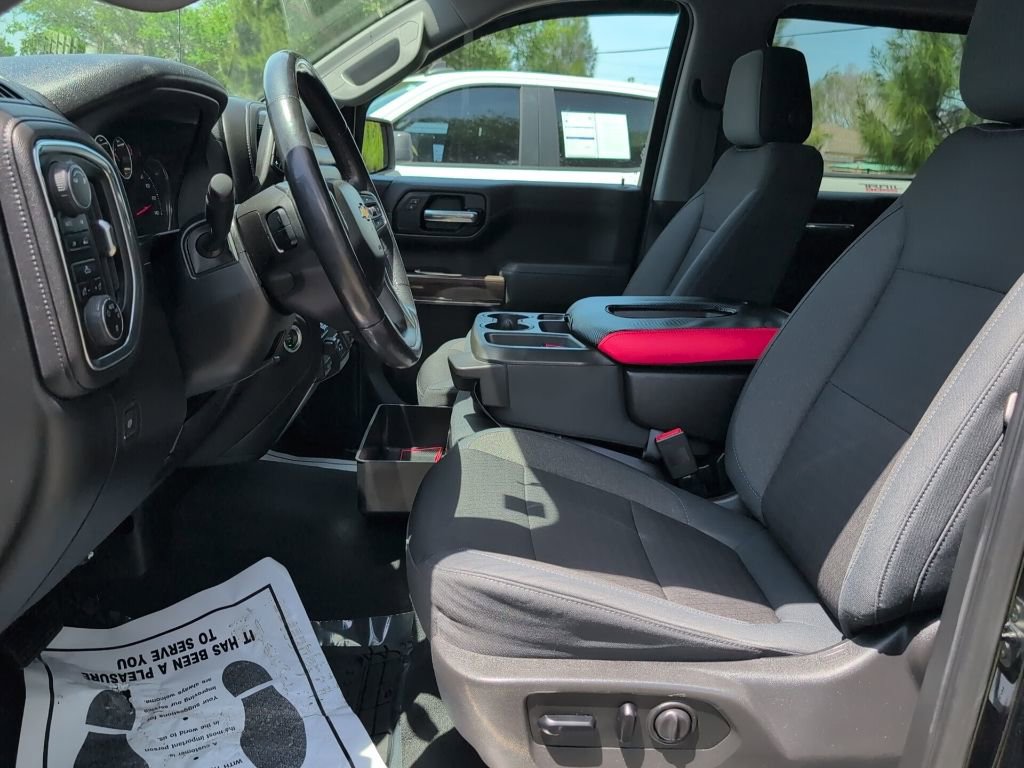 Used 2019 Chevrolet Silverado 1500 LT w/ All-Star Edition image 9