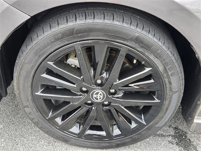 Used 2024 Toyota Camry SE image 17