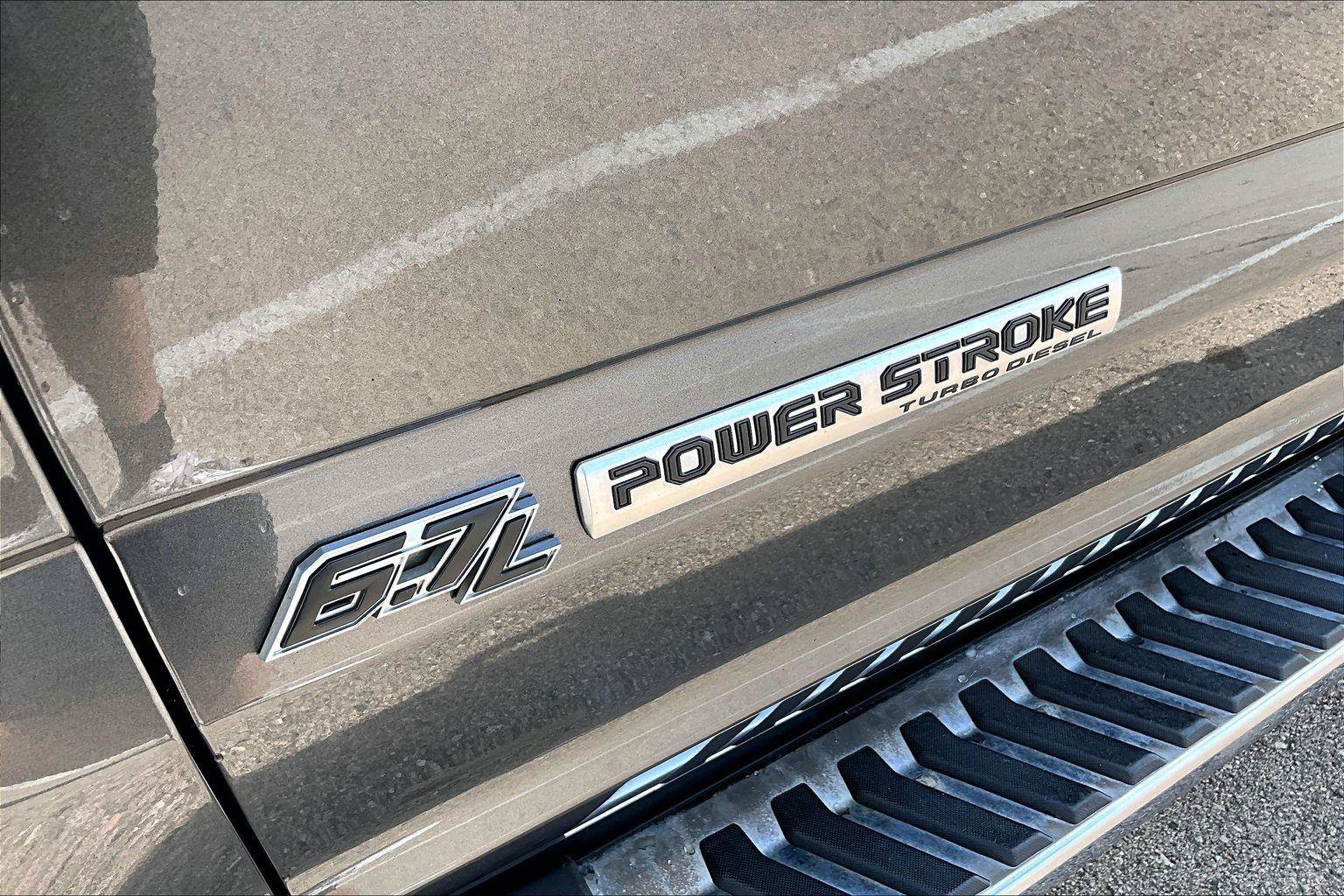 Certified 2020 Ford F250 XLT w/ XLT Premium Package AWD/4WD image 9