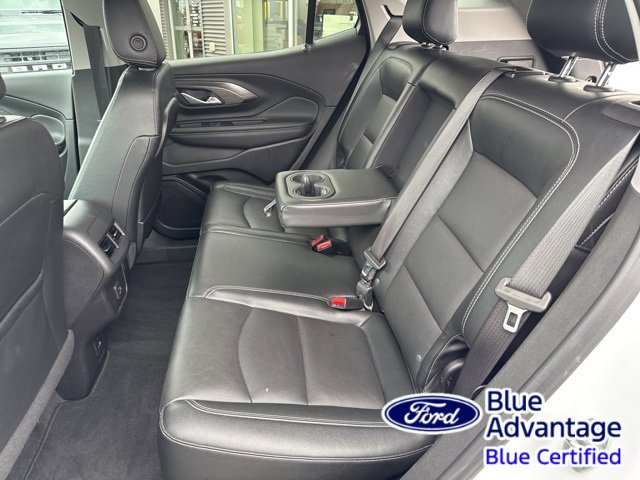 Used 2023 GMC Terrain SLT image 36