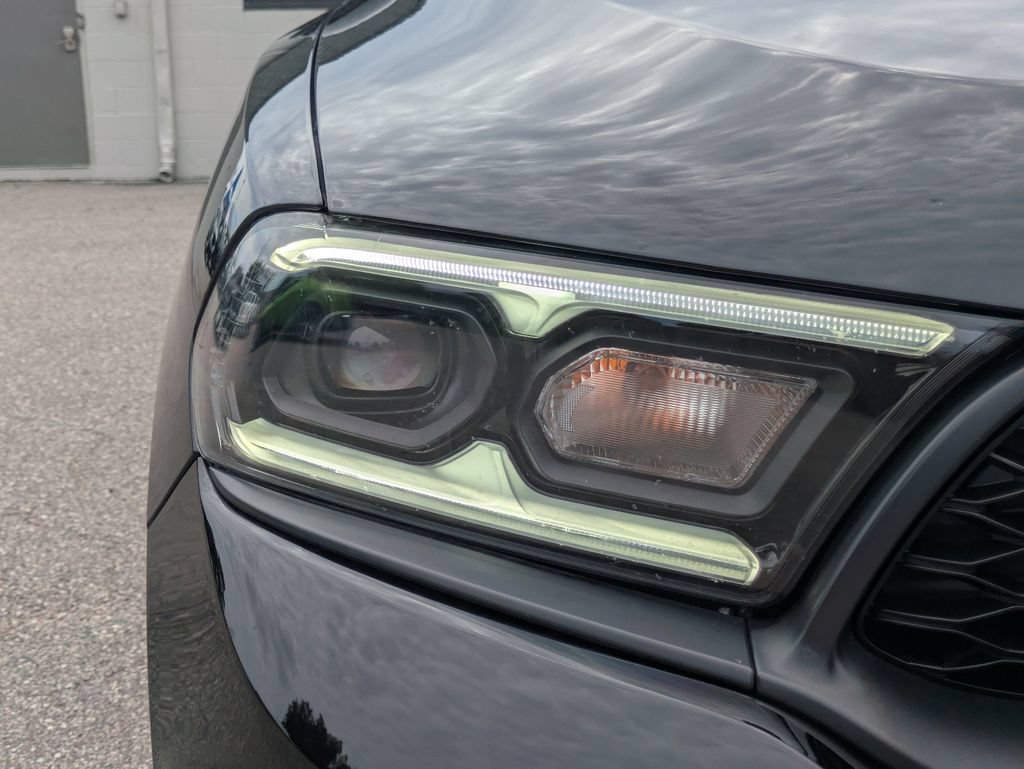 Used 2025 Dodge Durango GT w/ Blacktop Package RWD image 11
