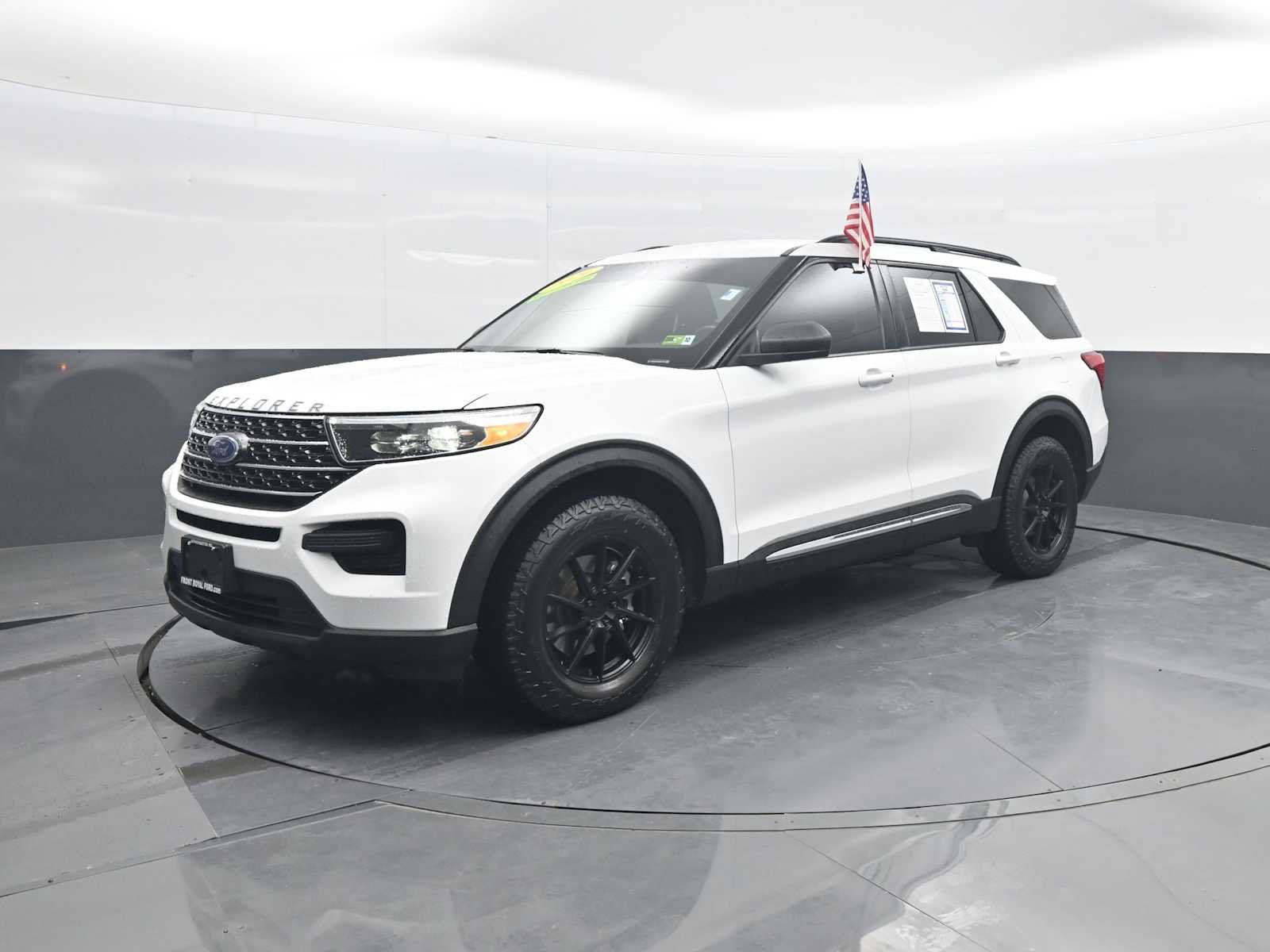 Certified 2021 Ford Explorer XLT w/ Class III Trailer Tow Package AWD/4WD image 4